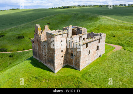 Ansicht von Crichton Castle in Midlothian, Schottland, Großbritannien Stockfoto