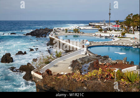 Playa Lago Martianez César Manrique, Puerto de la Cruz, Teneriffa, Kanarische Inseln, Islas Canarias, Atlantik, Spanien, Europa Stockfoto