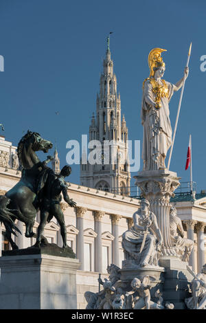 Parlament, Pallas Athene Statue, 1. Bezirk Innere Stadt, Wien, Österreich Stockfoto