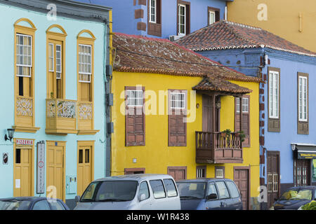 Bunte Häuser in Puerto de Tazacorte, La Palma, Kanarische Inseln, Spanien Stockfoto