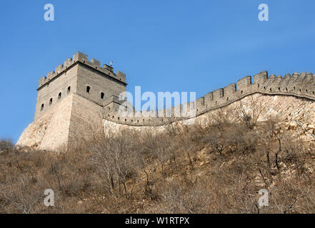 Die Große Mauer in China. Einen malerischen Blick auf den Abschnitt der Großen Mauer bei Juyongguan. Chinesische Mauer in der Nähe von Beijing. Die große Mauer von China Juyongguan Stockfoto