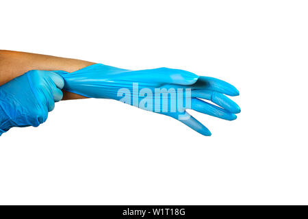 Arzt Krankenschwester Reinigung weibliche Hände tinghten Blau medizinische Latex Handschuhe auf einem weißen Hintergrund. Isoliert, Kopie Raum Stockfoto