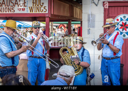 Pennsylvania, USA - May 30, 2019 - Brass Band durchgeführt an der Kutztown Folk Festival Stockfoto