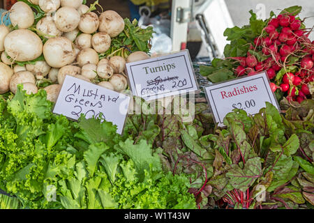 Fort Smith, Arkansas - auf Verkauf zu einem Downtown Farmers Market produzieren. Stockfoto