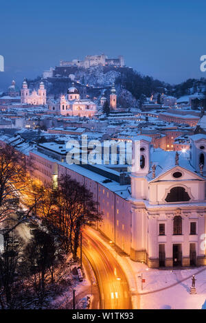 Blick auf Salzburg vom Mönchsberg, feste Höhe Salzburg, Salzburg, Österreich Stockfoto