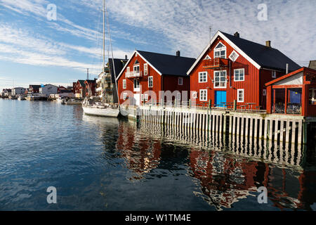 Henningsvær Hafen, Austvagoya, Lofoten, Norwegen, Skandinavien, Europa Stockfoto