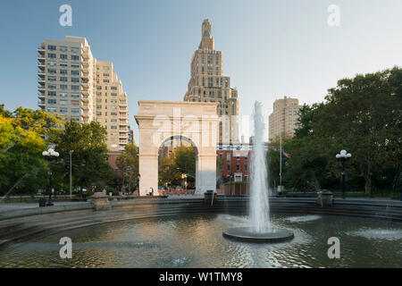 Washington Square Arch im Washington Square Park, Manhattan, New York City, New York, USA Stockfoto