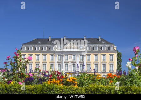 Schloss Augustusburg in Brühl, Mittelrheintal, Nordrhein-Westfalen, Deutschland, Europa Stockfoto