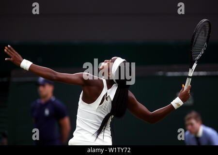 Wimbledon, London, UK. 3. Juli 2019. Vom 3. Juli 2019 - amerikanische Cori Gauff in Aktion während ihrer zweiten Runde Sieg über Magdalena Rybarikova der Slowakei heute in Wimbledon. Gauff umgekippt fellow American Venus Williams am Montag in der ersten Runde. Quelle: Adam Stoltman/Alamy leben Nachrichten Stockfoto