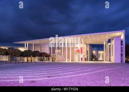 Das städtische Kunstmuseum entlang der Museumsmeile Bonn, Mittelrheintal, Nordrhein-Westfalen, Deutschland, Europa Stockfoto