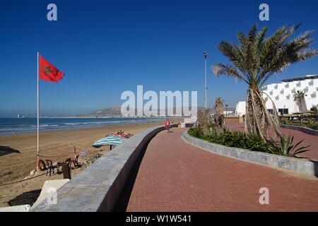 Promenade am Strand in Agadir, Marokko Stockfoto