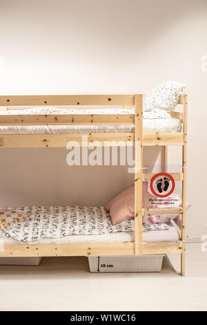 Lodz, Polen, Jan 2019 Ausstellung Innenbereich IKEA. Moderne home Ausrüstung. IKEA verkauft einbaufertigen Möbel, Einrichtung, Wohnaccessoires Stockfoto