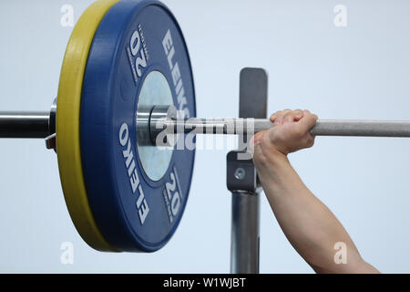 Tokio, Japan. 3. Juli 2019. Detail shot Para Kraftsport: Training Camp für 2019 Weltmeisterschaften Nur-Sultan in Tokio, Japan. Credit: yohei Osada/LBA SPORT/Alamy leben Nachrichten Stockfoto