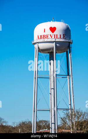 Abbeville, LA, USA - Jan 22, 2017: Ein einladendes Schild am Eingang der Stadt Stockfoto