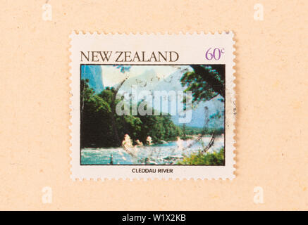 Neuseeland - ca. 1980: einen Stempel in Neuseeland gedruckt zeigt Cleddau Fluss, ca. 1980 Stockfoto