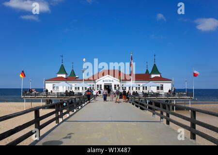 Historischen Seebrücke Ahlbeck, Kaiserthermen, Ostseebad Ahlbeck, Insel Usedom, Mecklenburg-Vorpommern, Deutschland Stockfoto