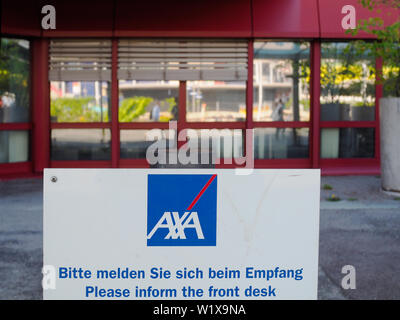 Hauptsitz der AXA Versicherung in Zürich-Oerlikon Stockfoto