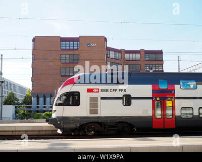 Hauptsitz der AXA Versicherung in Zürich-Oerlikon Stockfoto