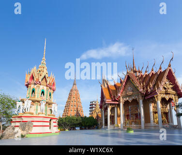 Tiger Cave Tempel oder Wat Tham Sua Tempelanlage in der Nähe von Kanchanaburi, Thailand Stockfoto