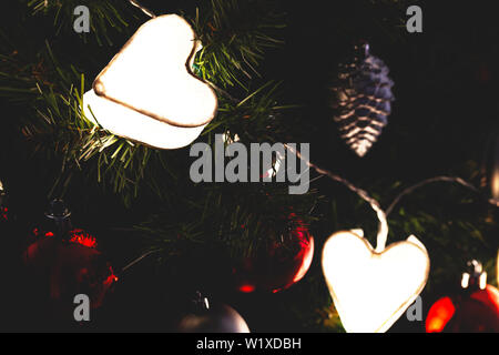 Geschmückter Weihnachtsbaum Stockfoto
