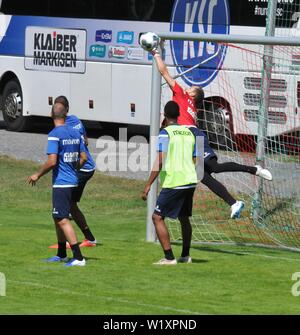 KSC-Training in Waidring. Zweitliga-Aufsteiger Karlsruher SC in der Saisonvorbereitung in Österreich am 4. Juli 2019 Zweite Division Football Club Stockfoto