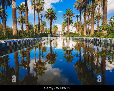 Die Arabische Liga Park (Parc de la Ligue arabe) ist ein städtischer Park in Casablanca, Marokko Stockfoto