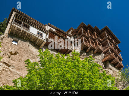 Casas Colgados (Hängende Häuser), 15. Jahrhundert, über Huecar River Gorge in Cuenca, Kastilien-La Mancha, Spanien Stockfoto