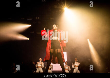 Roskilde, Dänemark. Juli 03rd, 2019. Der spanische Sänger und Songwriter Rosalia führt ein Live Konzert während der dänischen Musik Festival Roskilde Festival 2019. (Foto: Gonzales Foto - Thomas Rasmussen). Stockfoto