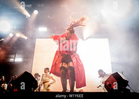 Roskilde, Dänemark. Juli 03rd, 2019. Der spanische Sänger und Songwriter Rosalia führt ein Live Konzert während der dänischen Musik Festival Roskilde Festival 2019. (Foto: Gonzales Foto - Thomas Rasmussen). Stockfoto