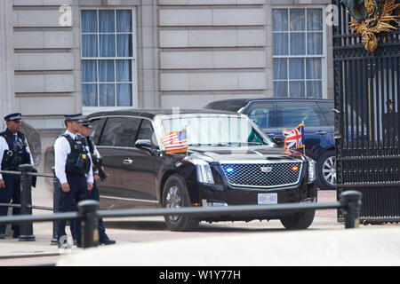 Allgemeine Ansichten rund um London der Staatsbesuch von Donald Trump mit: Presidential Auto Wo: London, Großbritannien Wann: 03 Jun 2019 Credit: WENN Stockfoto