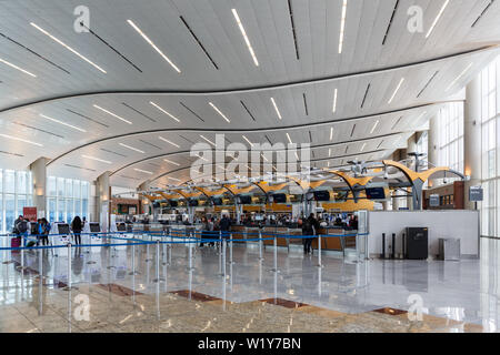 Atlanta, Georgia - April 2, 2019: internationalen Terminals am Flughafen Atlanta (ATL) in den Vereinigten Staaten. Stockfoto