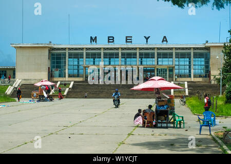 Bahnhof der Stadt Mbeya, Tansania, Afrika------- Bahnhof von Mbeya, Tansania. Stockfoto