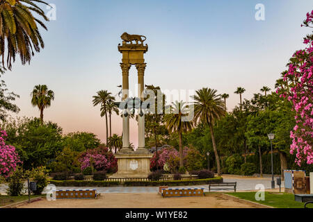 Christopher Columbus Monument, das sich in der Jardines de Murillo in Sevilla, Andalusien, Spanien, Europa. Stockfoto