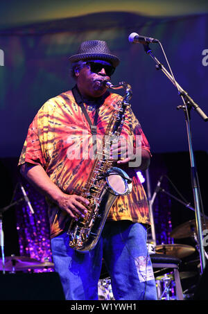 Juni 28, 2019 - Norfolk, Virginia, USA - die 30. jährlichen Bayou Boggaloo bringt Dirty Dozen BRASS BAND zu Moefolk, Virginia am 28. Juni 2019. - © Jeff Moore (Credit Bild: © Jeff Moore/ZUMA Draht) Stockfoto