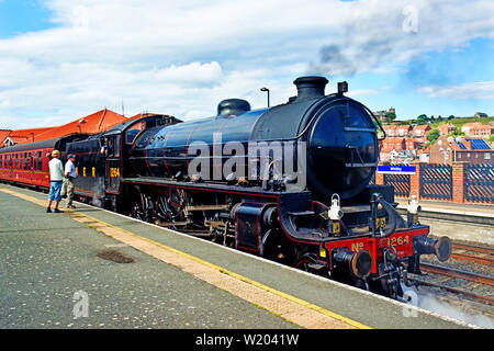 LNER B1-Klasse Nr. 1264 am Whitby Town Bahnhof, Whitby, North Yorkshire, England Stockfoto