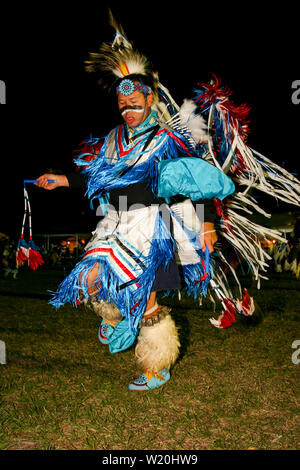 Melbourne, Florida/USA - Dezember 09, 2006: Native American Pow Wow die Teilnehmer führen traditionelle Tänze. Stockfoto