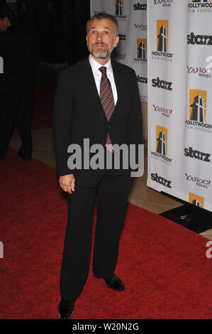 LOS ANGELES, Ca. Oktober 26, 2009: Inglourious Basterds star Christoph Waltz auf der 13. jährlichen Hollywood Awards, von der Hollywood Film Festival präsentiert, im Beverly Hilton Hotel. © 2009 Paul Smith/Featureflash Stockfoto