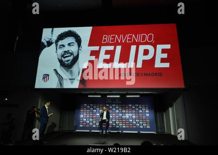 Madrid, Spanien. 04. Juli, 2019. Präsentation DER NEUEN ATLETICO DE MADRID SPIELER FELIPE IN DER 'WANDA METROPOLITANO", MADRID JULE 4, 2019 Quelle: CORDON PRESSE/Alamy leben Nachrichten Stockfoto