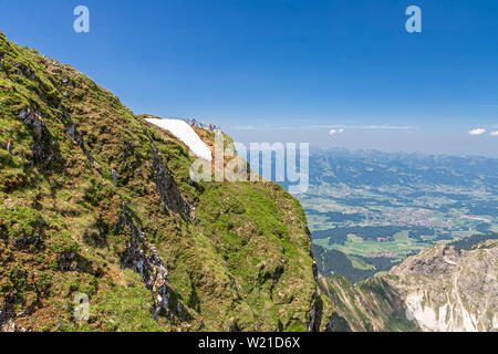 Aussichtspunkt auf dem Gipfel des Nebelhorn, Bayern, Deutschland Stockfoto