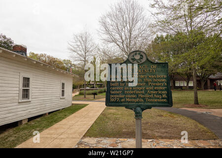 Elvis Presley Geburtshaus Geburtshaus unterzeichnen, Tupelo, Mississippi, USA Stockfoto