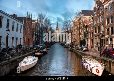 Zuiderkerk, Kirche, Kanal mit Booten, Groenburgwal, Amsterdam, Holland, Niederlande Stockfoto