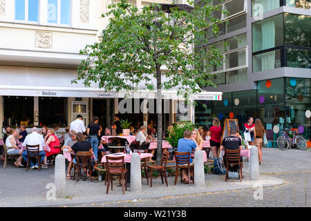 Italienisches Restaurant, Lychener Straße, Berlin Stockfoto