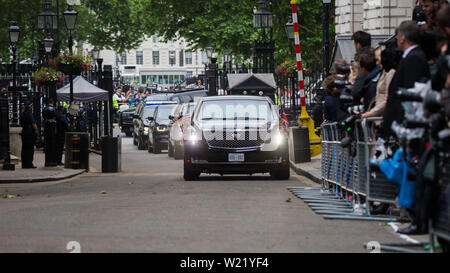 Der britische Premierminister Theresa May begrüßt der Präsident der Vereinigten Staaten, Donald Trump, in der Downing Street bei seinem Staatsbesuch in Großbritannien. Mit: Atmosphäre, Wo: London, Großbritannien Wann: 04 Jun 2019 Credit: Wheatley/WANN Stockfoto