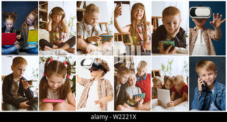 Portrait von Kindern mit verschiedenen Gadgets auf mehrfarbigen Hintergrund. Männliche und weibliche Modelle mit Smartphone, Kopfhörer, VR-Brille, Laptop, Tablet. Moderne Technologien. Kreative Collage aus 9 Personen. Stockfoto