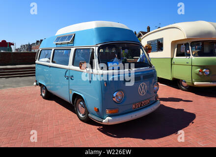 Classic Blau Volkswagen High Top Camper. Stockfoto