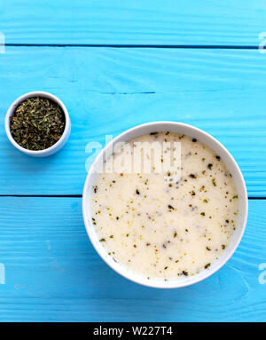 Traditionelle türkische Joghurt Suppe (yayla Suppe) Stockfoto