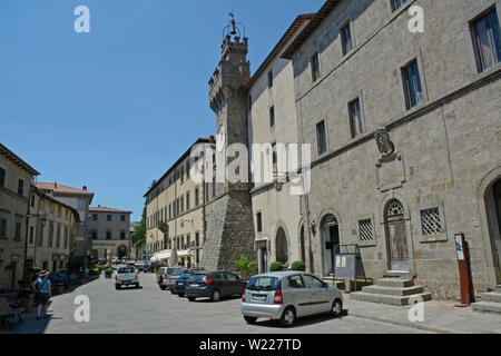 Straßenszene in Santa Fiora, Südliche Toskana, Italien Stockfoto