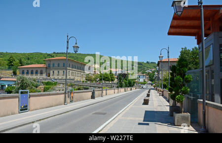 Straßenszene in Santa Fiora, Südliche Toskana, Italien Stockfoto