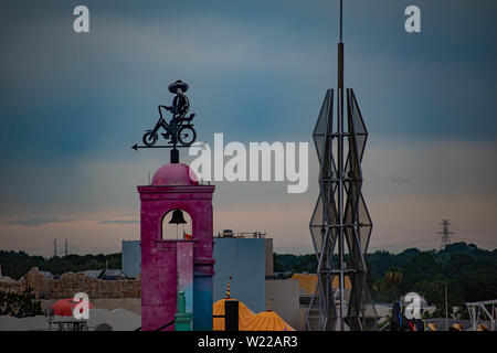 Orlando, Florida. Juni 13, 2019. Luftaufnahme von City Walk in Universal Studios Area 1. Stockfoto