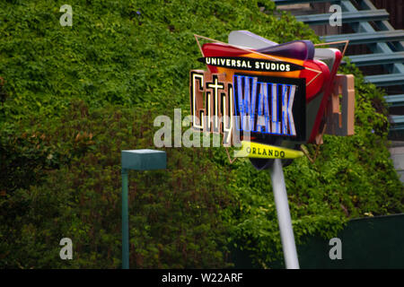 Orlando, Florida. Juni 13, 2019. Blick von oben auf die Universal Studios City Walk in Universal Studios Area. Stockfoto